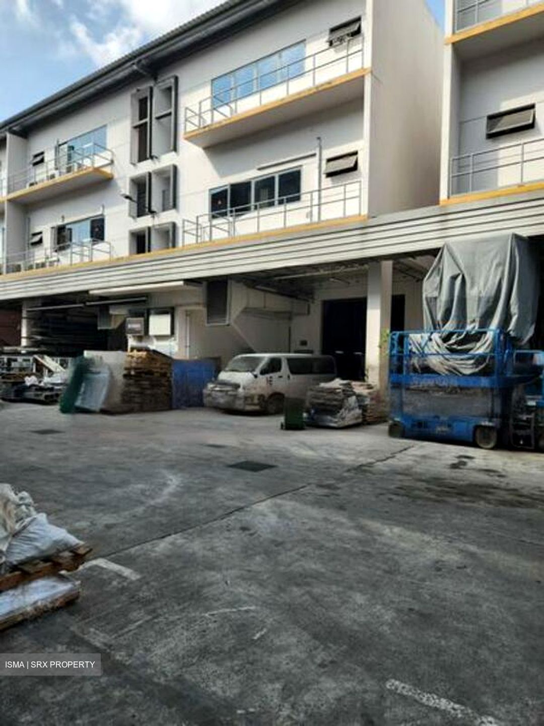 West Spring (D22), Factory #464399691